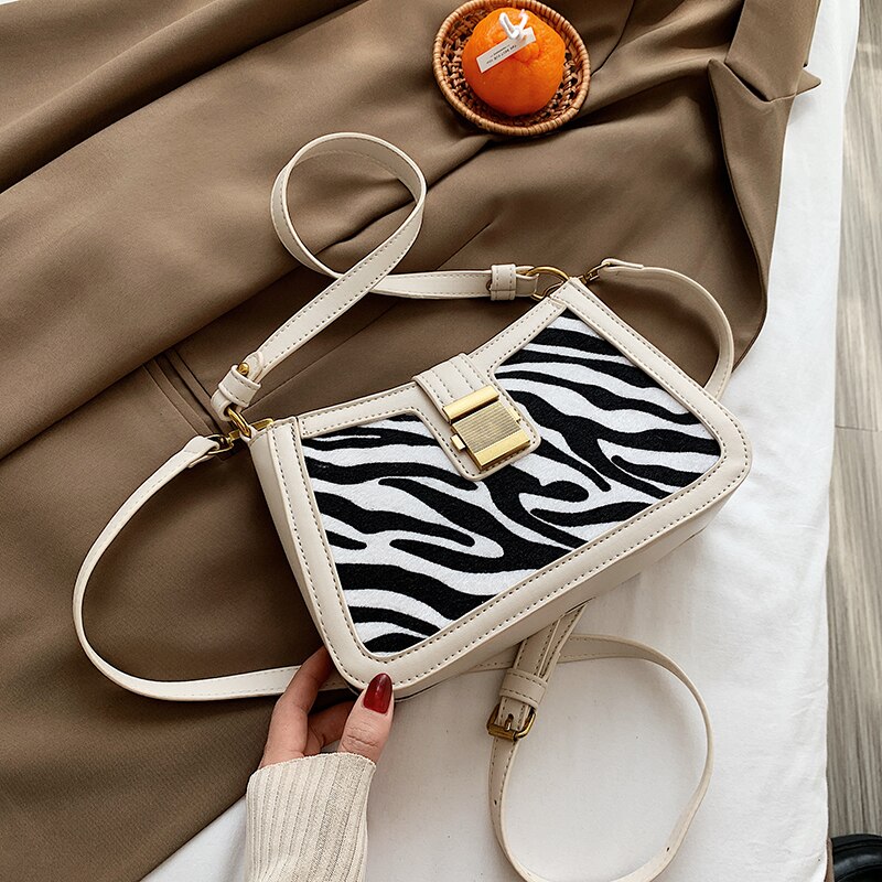 Zebrapatroon kleine fluwelen pu leren schoudertassen voor vrouwen dikke ketting handtassen dames merk trend handtas: Wit