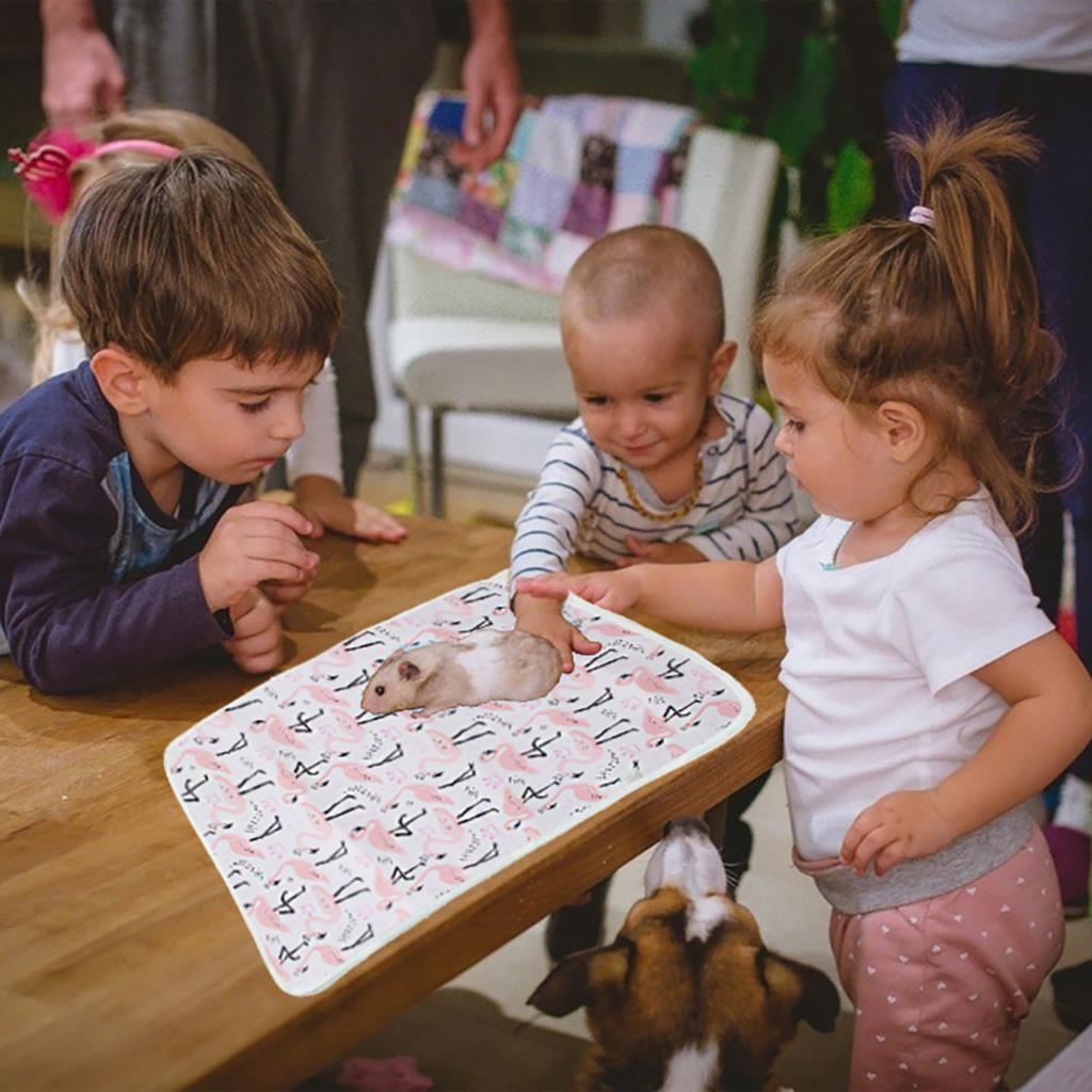 3Pcs Easy Clean Rabbit Guinea Pig Fleece Cage Liners Absorbent Guinea Pig Pee Pad Washable and Reusable Hedgehog Pee Pads