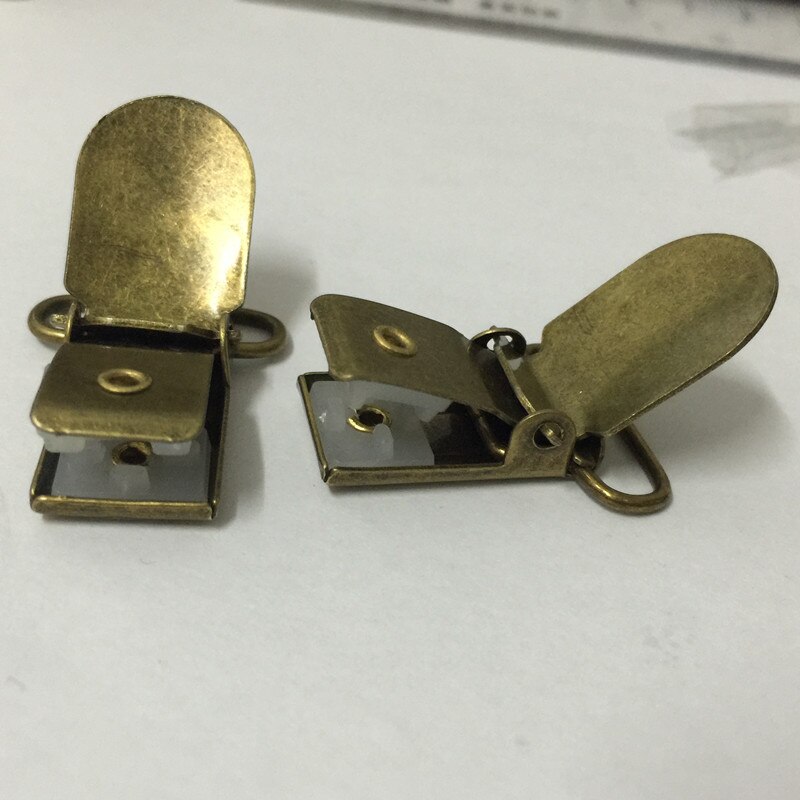 25pcs/lot 20mm Metal Antique Bronze Tone Hook baby Dummy Pacifier Holder Clips Suspender Clip Soother clips for ribbon