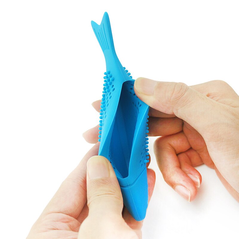 Cat Teeth Cleaning Dental Care Chew Stick Catnip Toys For Pet Cat Toy Interactive Fish Catnip Toys Safe Food Grade Silicone
