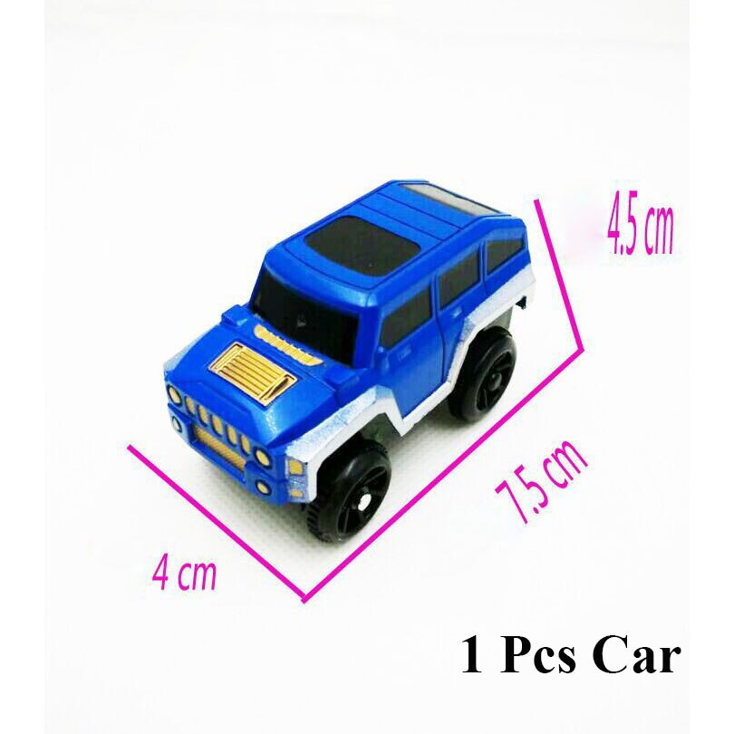 Diy Monteren Universal Racing Set Spoor Auto Flexibele Educatief Rail Auto Puzzel Speelgoed Voor Kinderen: 1Pcs Car