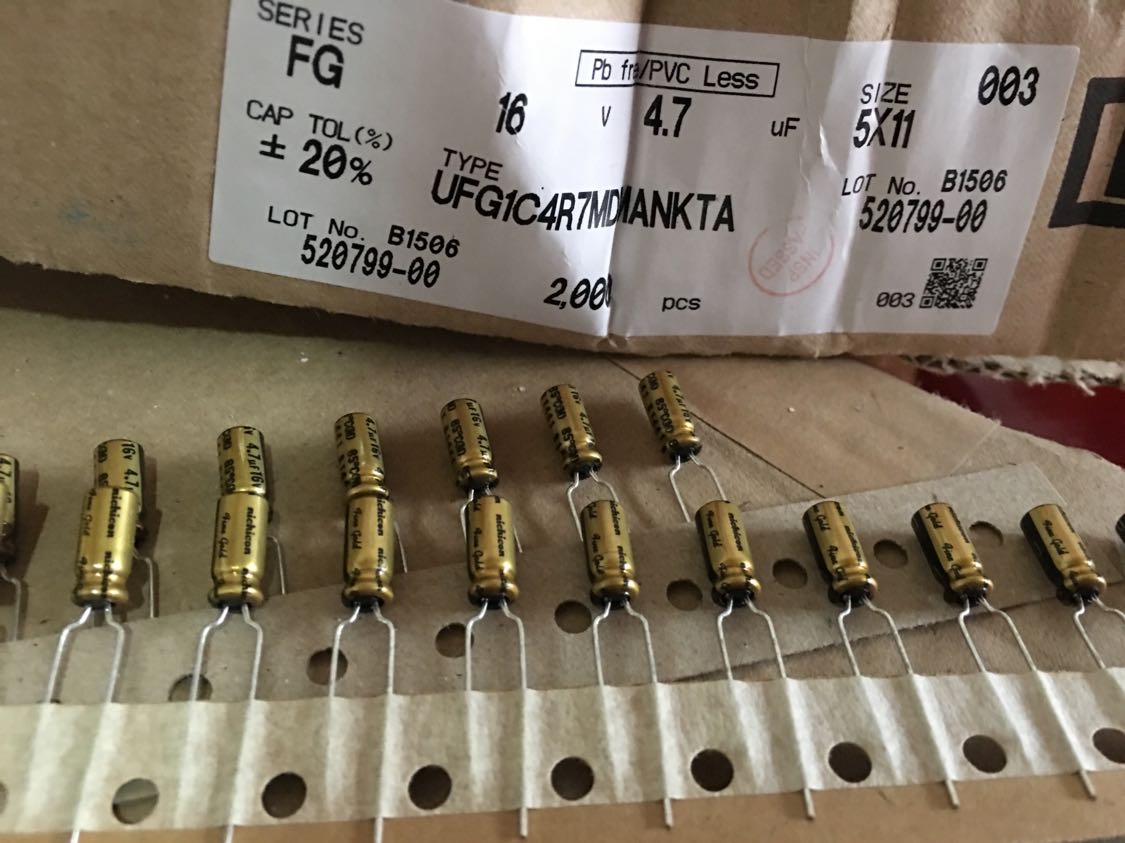 4 Pcs. Nichicon Muse FG (Fine Gold) UFG1C471MPM 470uF 16V 10x20mm - Foto 2