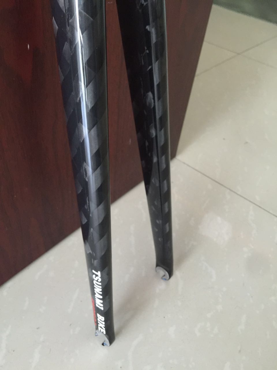 In stock Full carbon fiber road bike front fork 700c carbon V brake 12K glossy bicycle fork