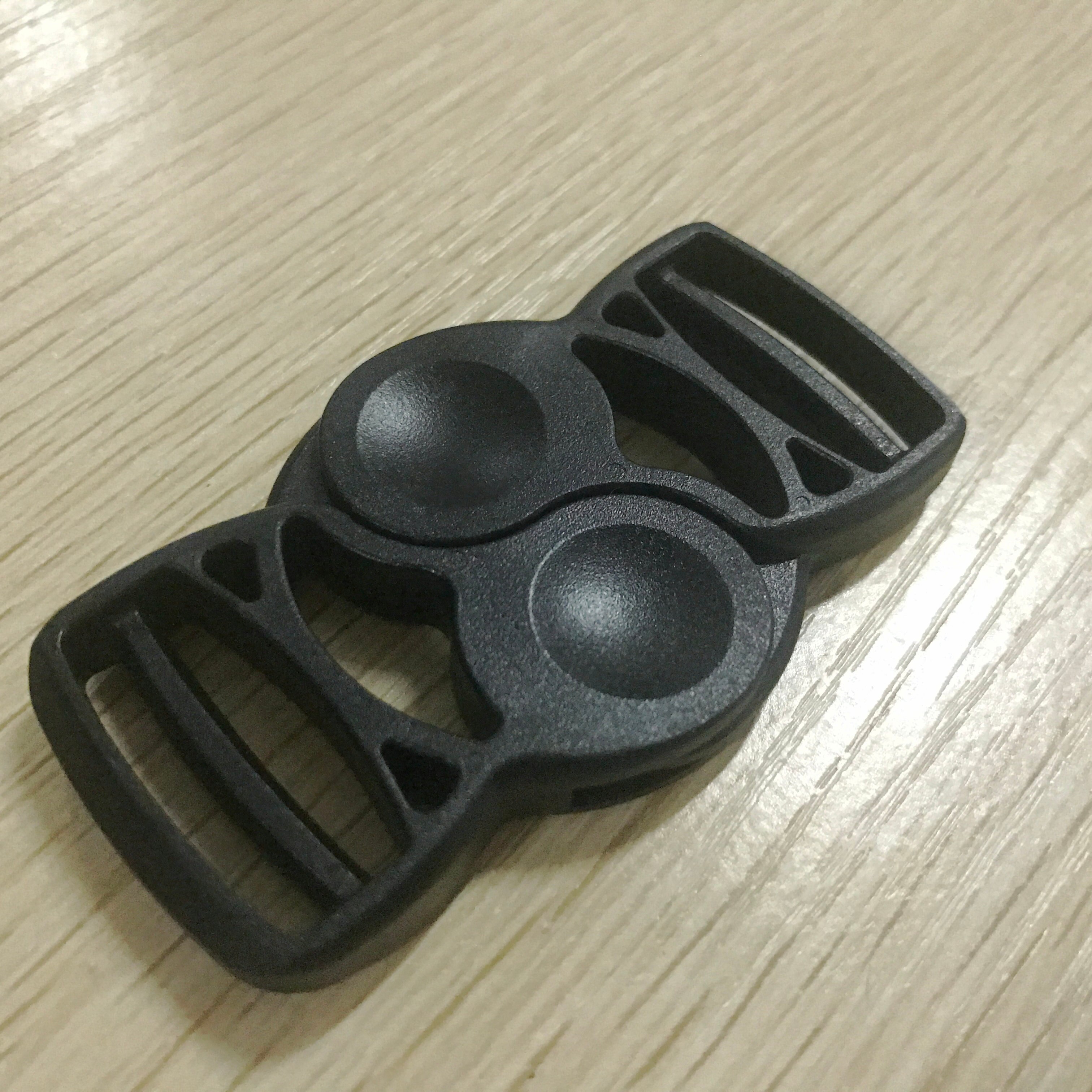 Dubbele veiligheid draaien side release bucle voor draagzak, roterende gesp plastic dubbele passen, pom gesp