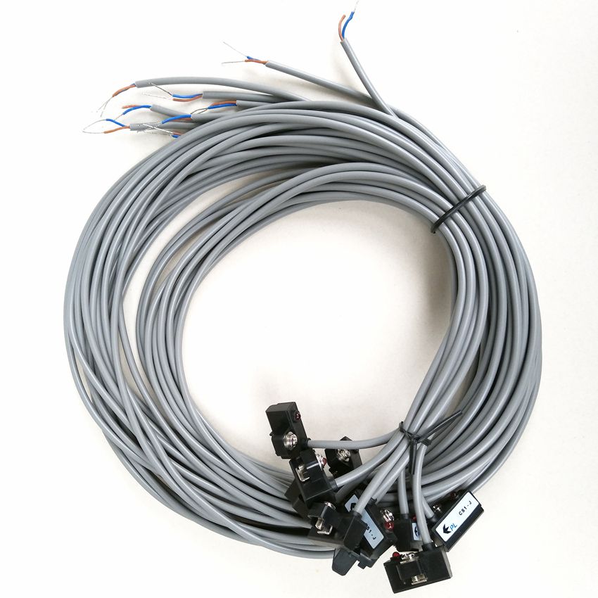 2pcs/lot CS1-J Pneumatic Cylinder Magnetic Sensor Reed Switch ,DC AC 5V - 240V