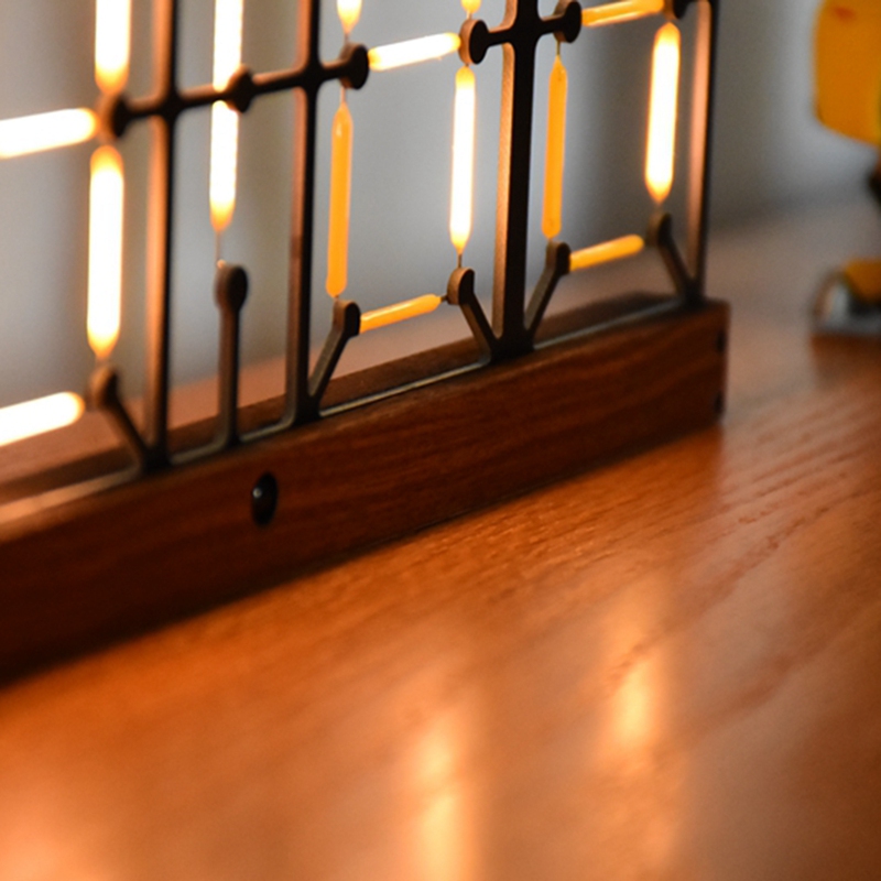 LED Clock Pseudo Glow Hollow Clock Electronic Clock Sense of Home Furniture Add the Joy of Life