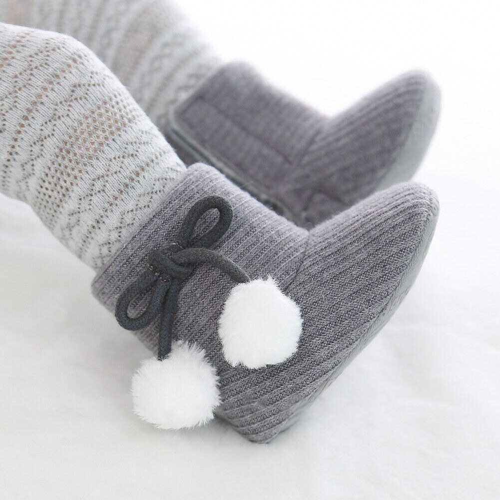 Mooie Pasgeboren Baby Snowboots Winter Warm Schoenen Effen Peuter Eerste Wandelaars Met Bal Kinderen Gebreide Schoenen Voor Baby Meisjes jongens: GRAY / 13-18 months