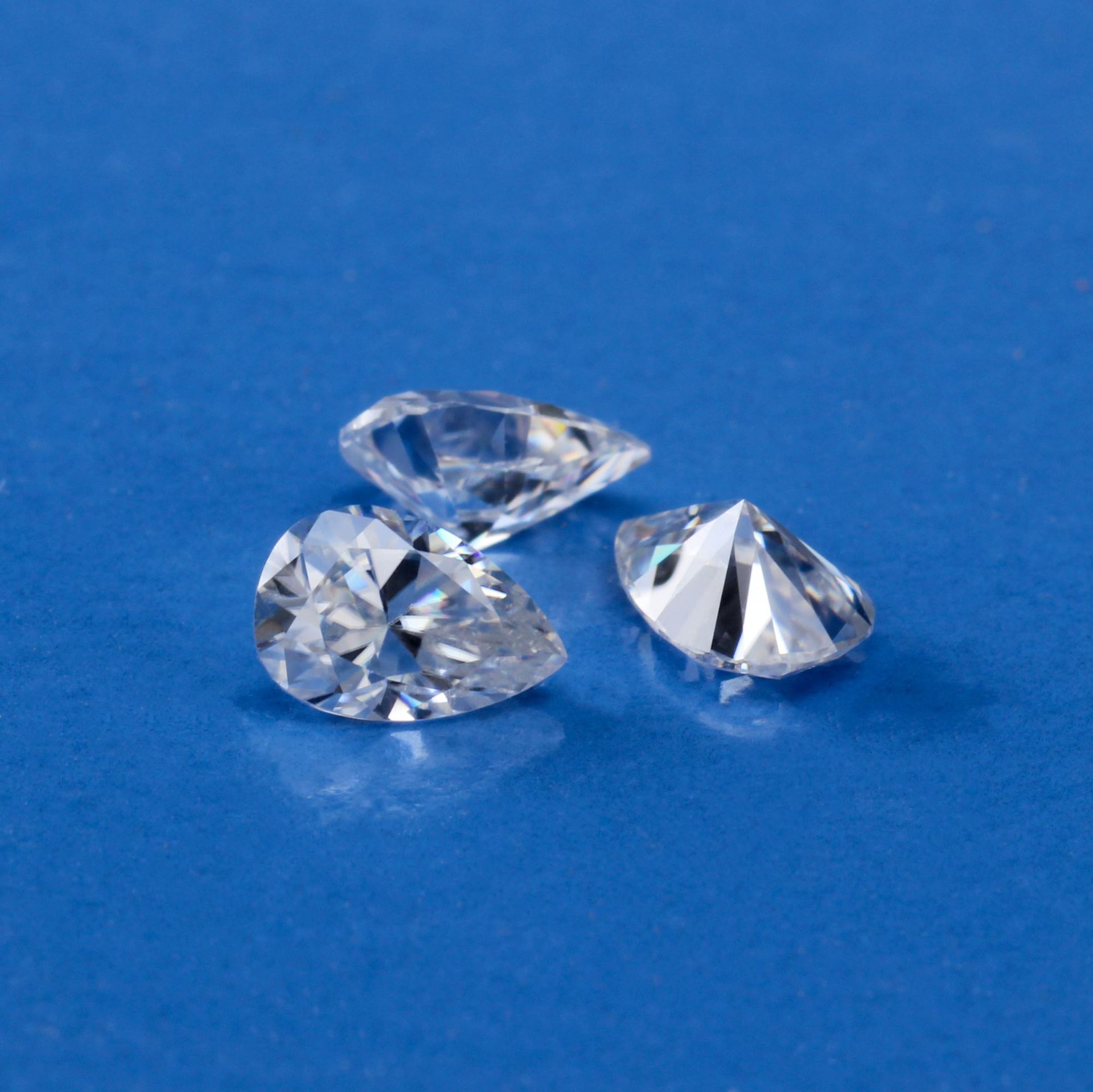 Intensywna biała Moissanite luźny kamień kropla wody kształt 3.5mm biały D kolor biżuteria DIY materiał 100% podawać próbnik diamentów