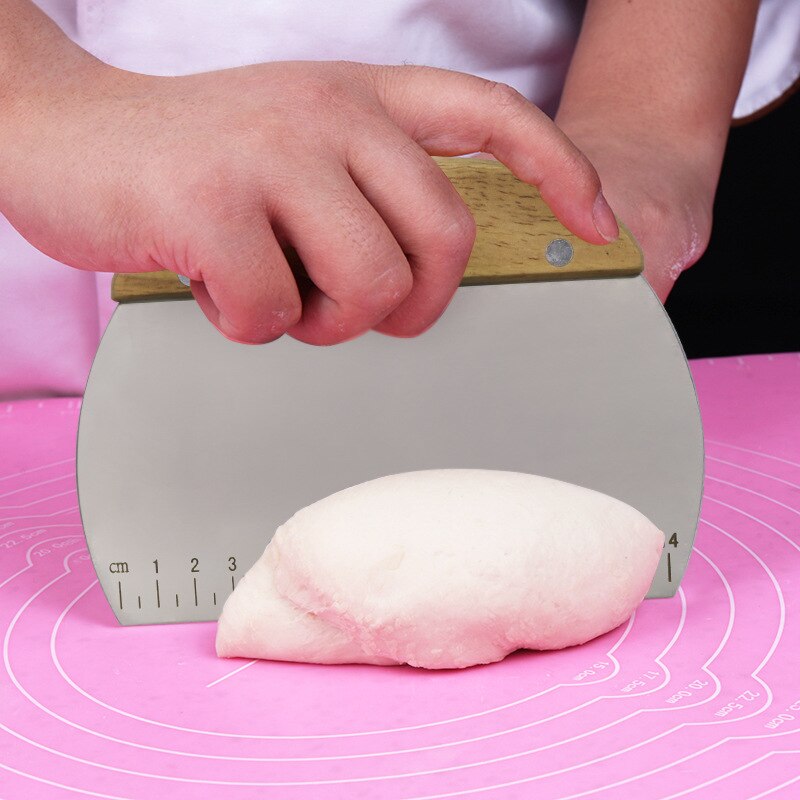 Stainless Steel Dough Scraper Metal Pastry Cutter for Bread and Pizza Dough Spatula Scraper Kitchen Baking Tools for Cakes 1PC