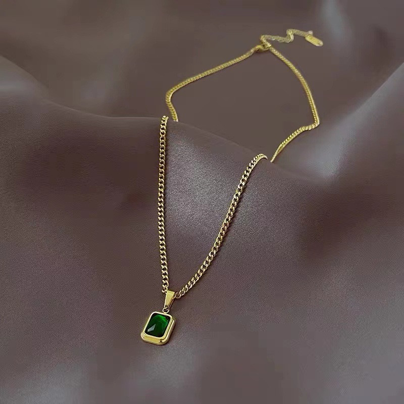 Collar con colgante de circón verde cuadrado Retro a la para mujer, collar con dijes para niñas, de joyería de compromiso de boda