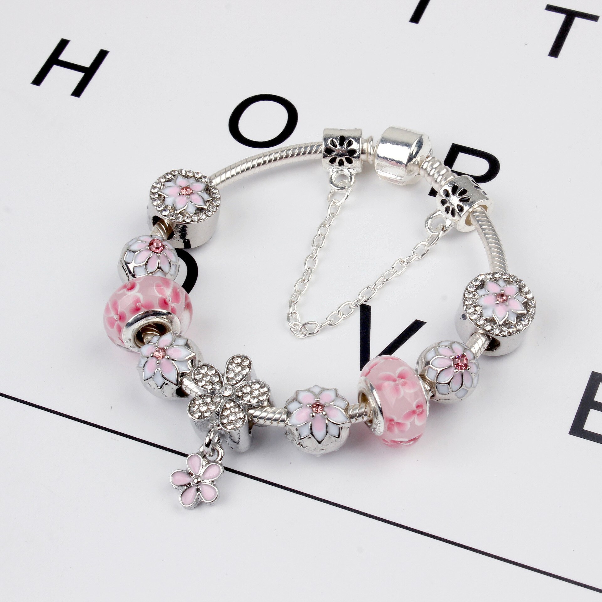 European and American Fresh Magnolia Bracelet Panjia Pink Daisy Snake Bones Chain Bracelet DIY Glass Beads Beaded Ornament