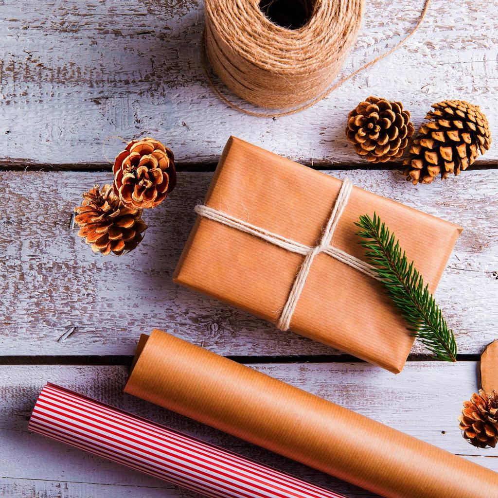 60x Mini Small Decorative Pine Cones for Home Party Ornament DIY Decorations