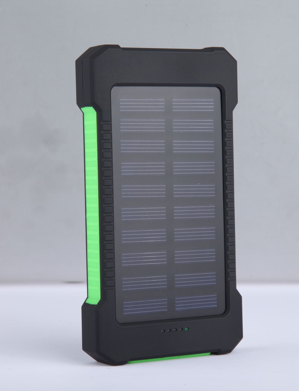 Zonne-energie powerbank 10000 mah externe batterij dubbele usb powerbank draagbare oplader mobiele telefoon zonne-energie oplader voor xiaomi iphone x: Groente