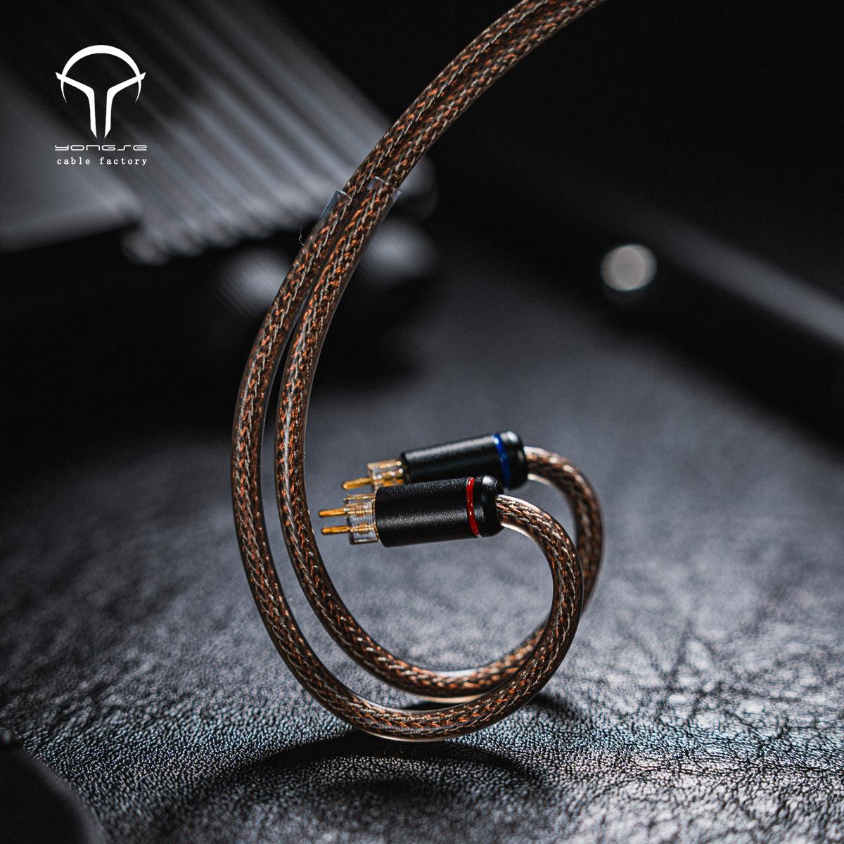 Yongse RedBunny GreyBunny Cable de auriculares con aislamiento de grafeno y centro de cobre y cristal único chapado en plata
