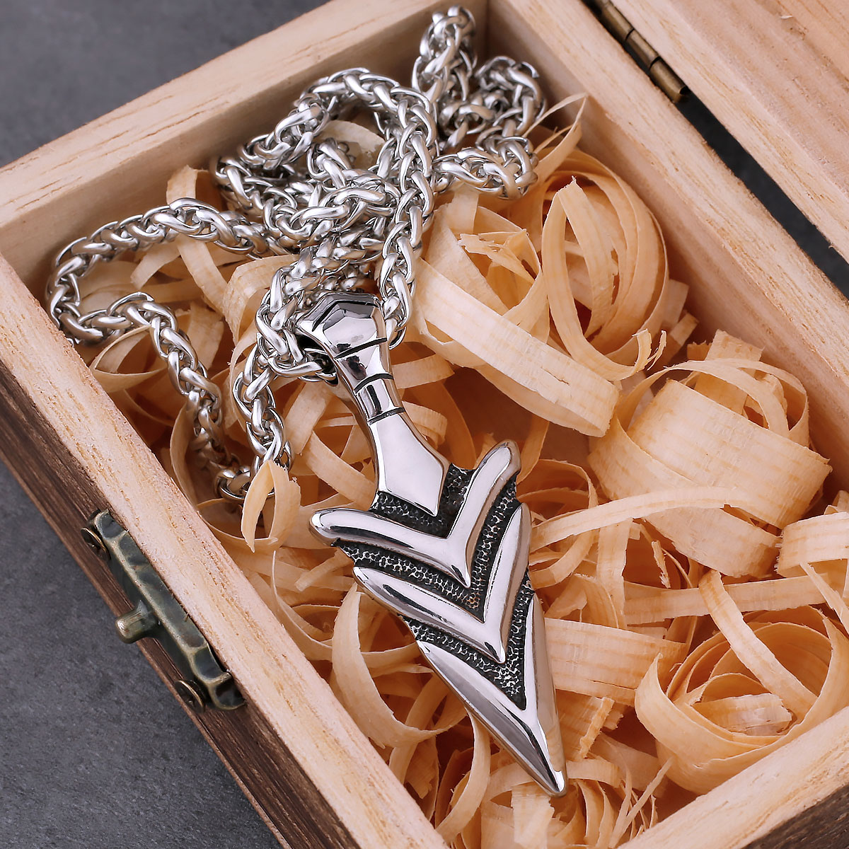 Nordic Spartan Warrior Speer Ketting Rvs Mannen Viking Spear Amulet Hip Hop Biker Hanger Ketting Retro Charm Sieraden: Licht Geel Goud Kleur