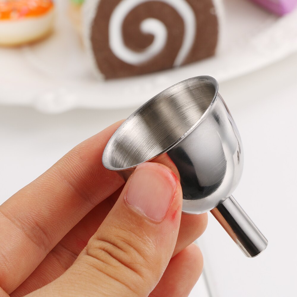 1 Pcs Mini Rvs Bar Wijn Heupfles Trechter Kleine Mond Trechters Voor Vullen Heupfles Bier Inblikken Vloeibare bar Gereedschap