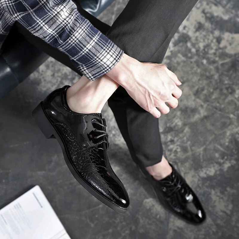 Zapatos de oficina para hombre del Océano Pacífico, zapatos de vestir para hombre de cuero brillante Negro, zapatos de vestir transpirables de talla grande con punta estrecha, zapatos planos para boda