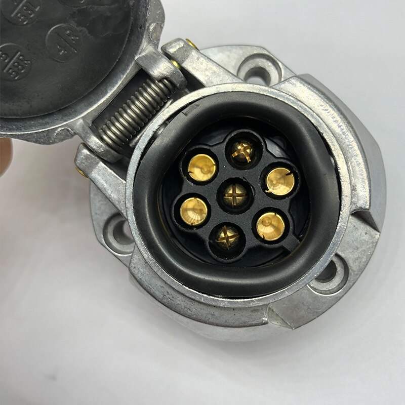 Truck accessories 12V 7pin aluminum Trailer Socket female Waterproof trailer accessories Trailer Parts caravan accessories