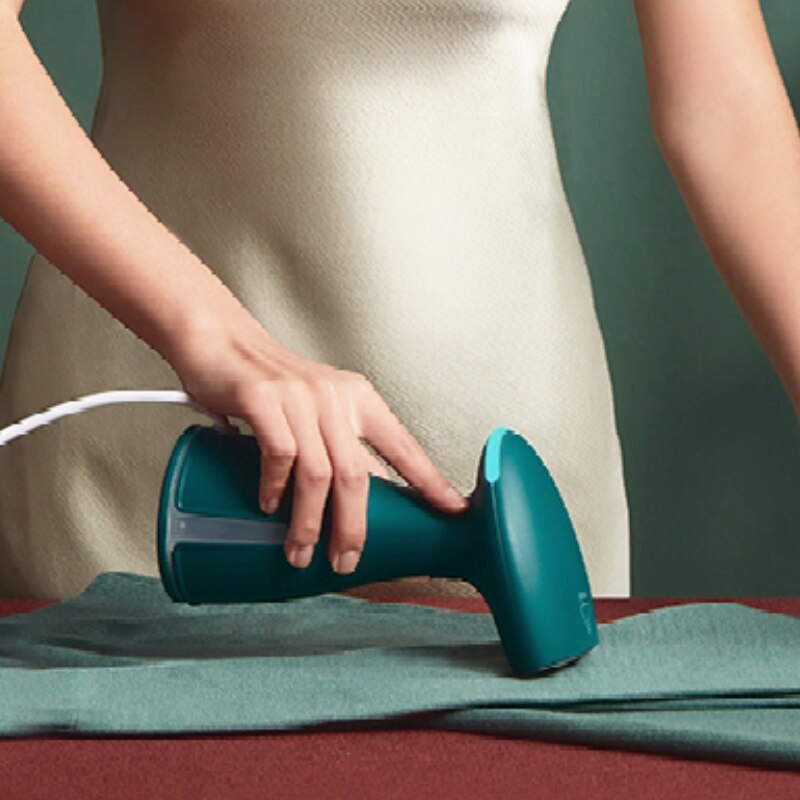 Handheld Garment Ironing Machine 800W Powerful Clothes Small Portable Home Fast Steamer Iron Bear/GTJ-A08U1