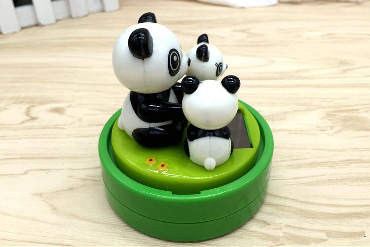 Solar Doll Swing Giant Panda Cute Shaking His Head Interior Decoration Car Ornaments Unisex Plastic Electronic Science