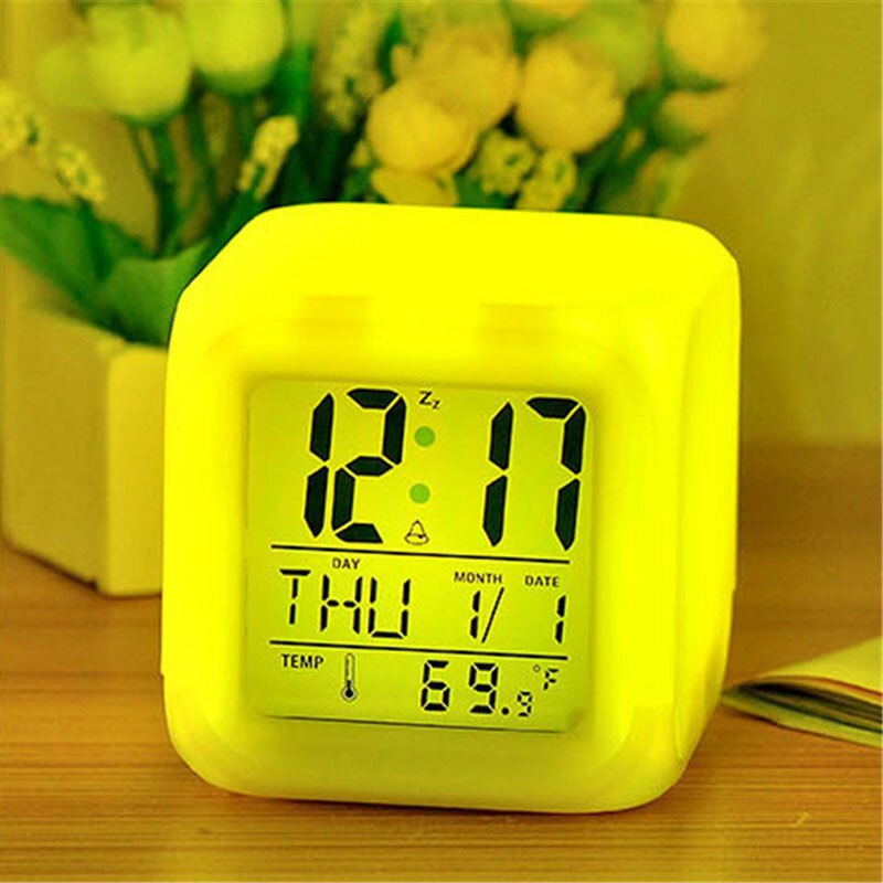 Neue 7 Farbe glühend Ändern Spielzeug Uhr Digital Thermometer Würfel LED spielzeug Uhr Zeit Daten Woche und Temperatur Anzeige Licht -hoch Spielzeug