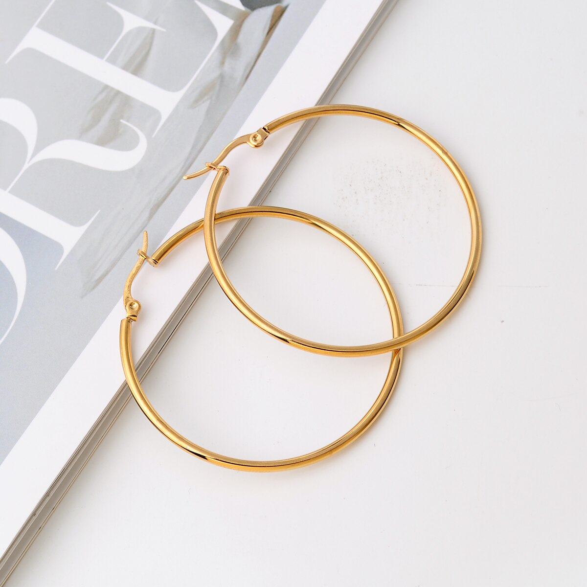 90mm Stainless Steel Large Hoop Earrings Exaggerate Circle Creole Smooth Gold Round Loop Earring for Women Ear Ring Brincos: 30mm / gold