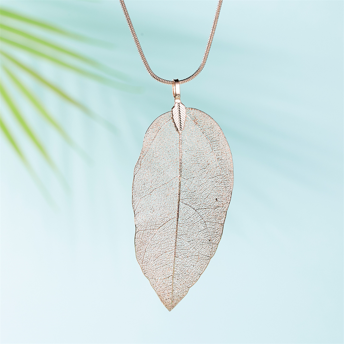 Collar con colgante de hoja de cadena de suéter largo a la para mujer, gargantilla de hojas especiales, cadena de suéter para mujer, joyería de boda