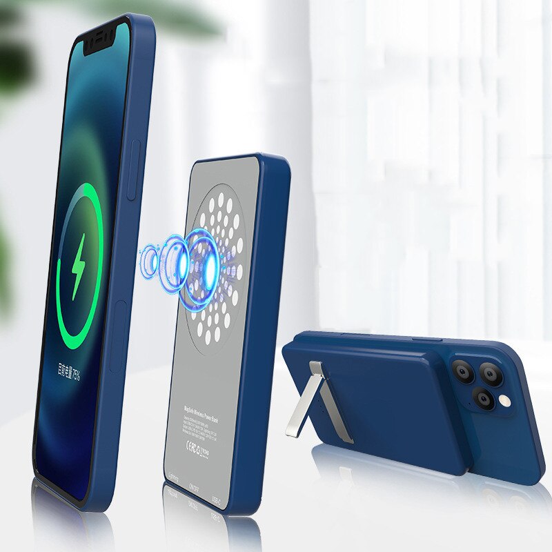 Magnetic charger for iphone 12pro Max mini ultra-thin magnetic wireless charging capacity 5000mah battery