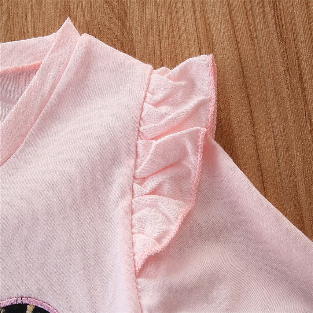 Autunno abbigliamento per bambini del vestito delle ragazze di modo di amore della camicia a maniche lunghe + pantaloni di stampa leopardo + set fascia dei capelli rosa детская одежда 50 *