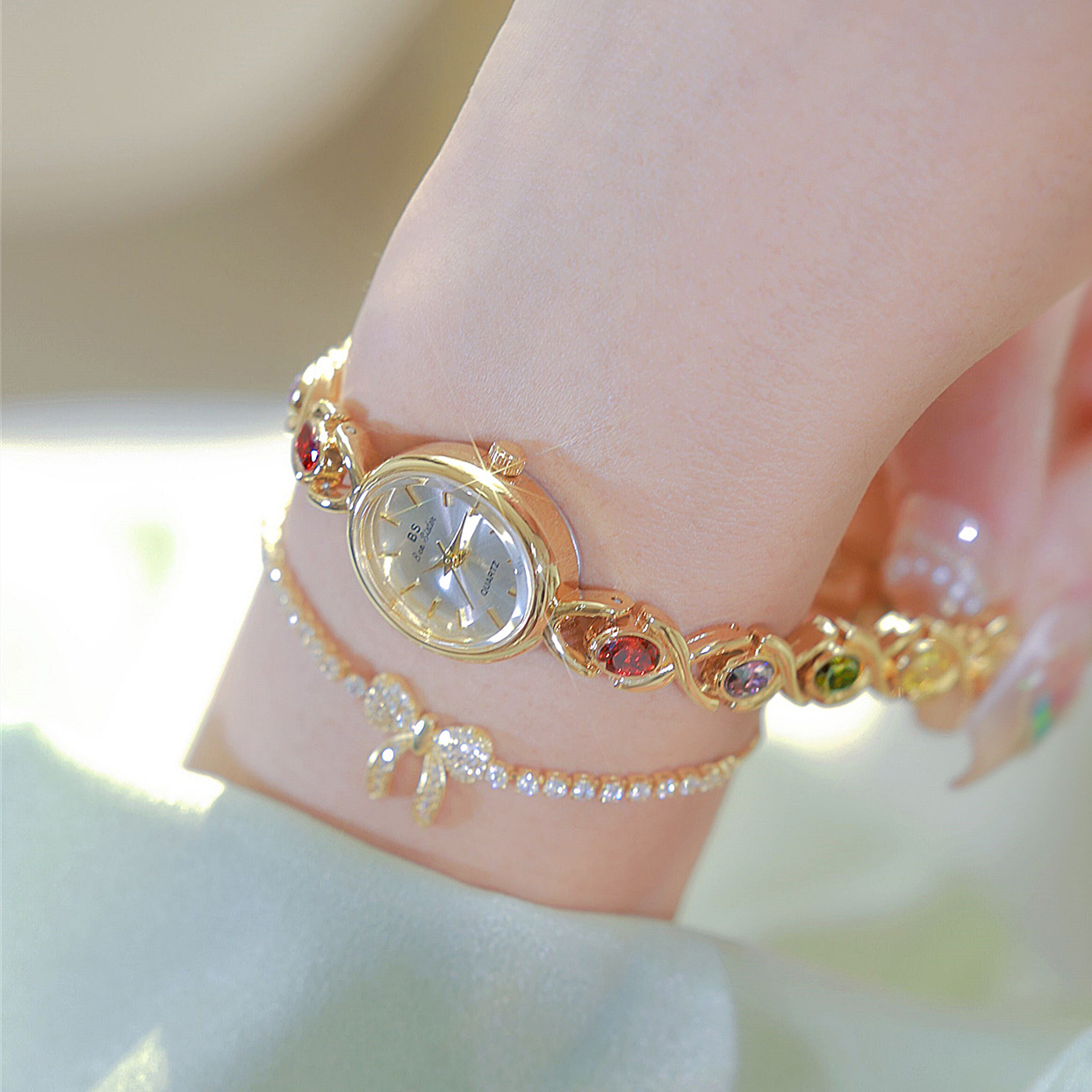 UTHAI Uhr Für Frauen Licht Luxus retro Oval Regenbogen Armbinde uhren Wasserdichte Damen Quarzuhr Armbanduhren