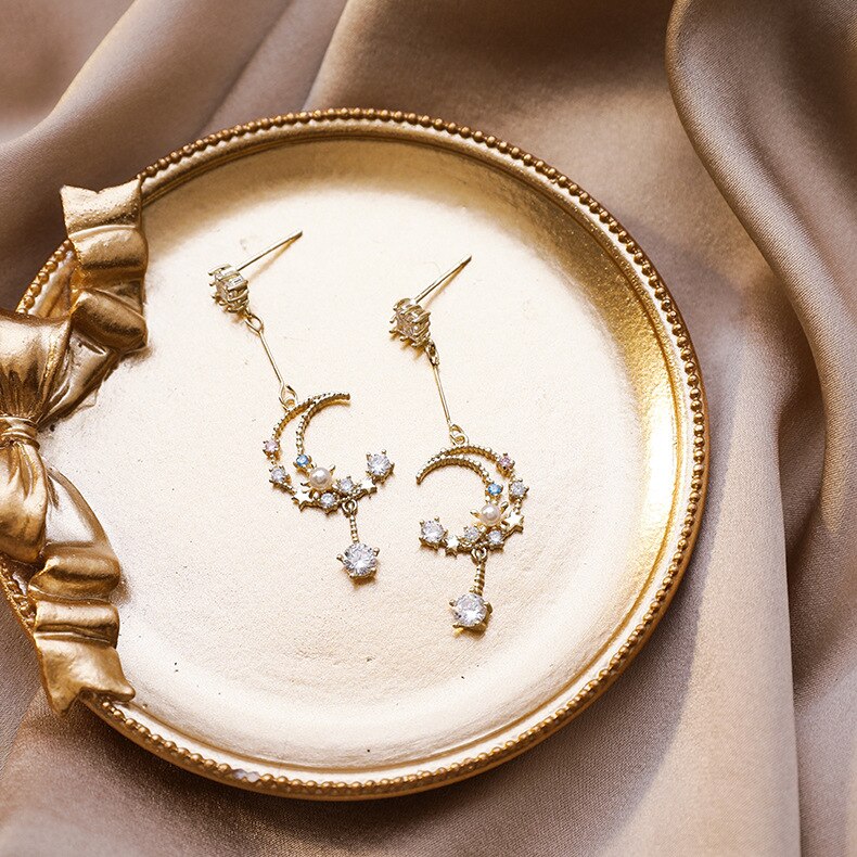 neue Jahrgang Strass Süße Mond Quaste Zirkon Farbe Tropfen Ohrringe Für Frauen Wasser Tropfen Kristall Anhänger Schmuck: Ursprünglich Titel