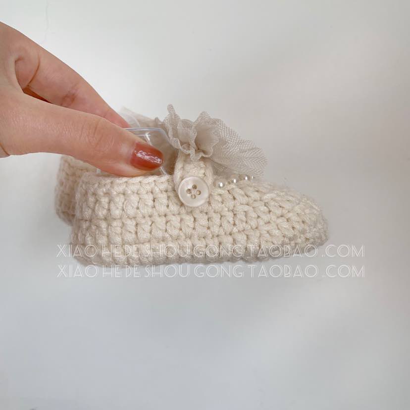 Chaussures bébé au crochet à la main, en maille, chaussures bébé pour femmes, chaussures de princesse mignon, cent jours, pleine lune, produits finis pour banquet