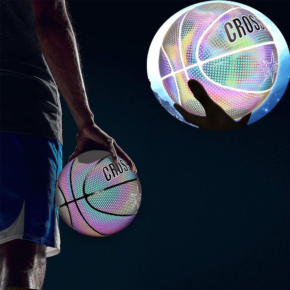 Gioco notturno di pallacanestro luminoso Street PU incandescente arcobaleno luce strumento di allenamento per bambini Street Basketball Show allenamento per bambini