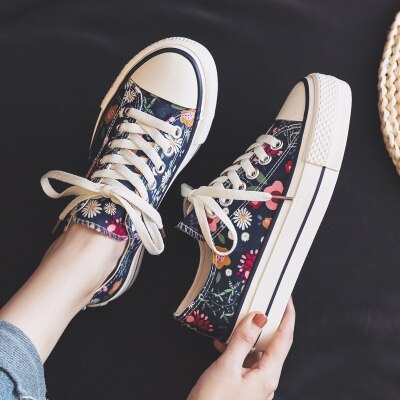 Sommer platform blomster lærred sko kvinder afslappet all-match koreansk stil trendy sko blomster pink sneakers 5.0cm hæl: Blå / 38