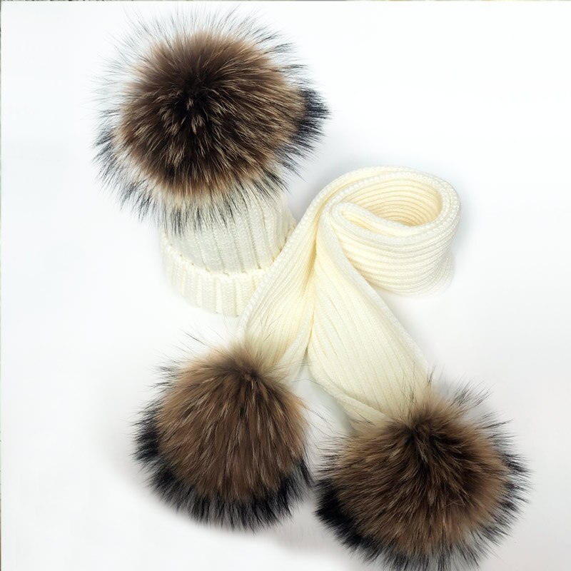 Ouder-kind Winter hoeden Schattige Baby bont Pompon Hoed Sjaal Sets Echte Natuurlijke Haarbal Caps Moeder Kinderen Warme Gebreide Hoeden Winter Bea: M / Beige