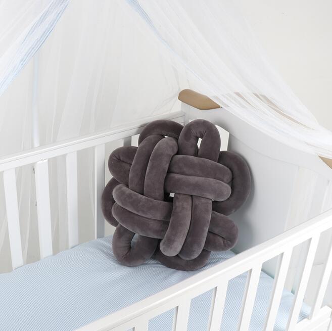 Almohada para abrazar recién nacido, cojín de cuna con nudo para bebé, parachoques tejido, almohada de protección para niños pequeños, decoración de la habitación: YYJ014B