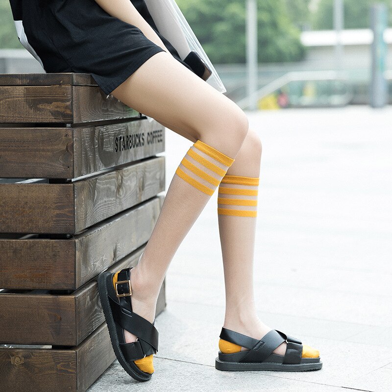 Sommer kvinder silkestrømper ultratynde gennemsigtige tre barer hiphop streetwear korea knælange strømper stribet