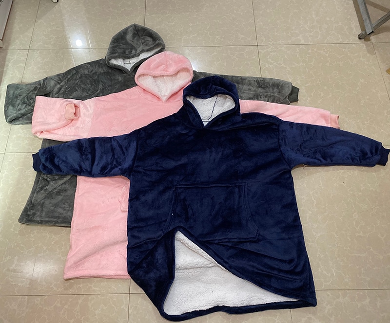 Zimowe ciepłe TV kieszonkowe koce z kapturem dorośli szlafrok sofa przytulny koc bluza stałe pluszowe koralowe koce polarowe znosić