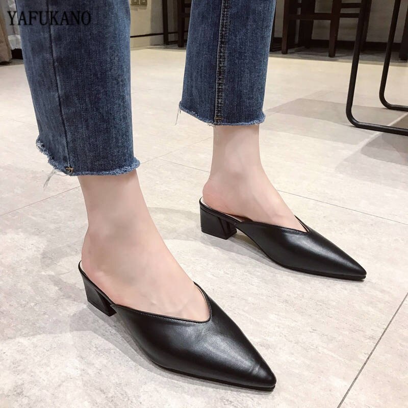 sommer Dame Slipper Frauen Spitz Slipper nackt Platz 5cm Fersen Außen Damen Rutschen Strand Maultiere Schuhe: Schwarz / 36