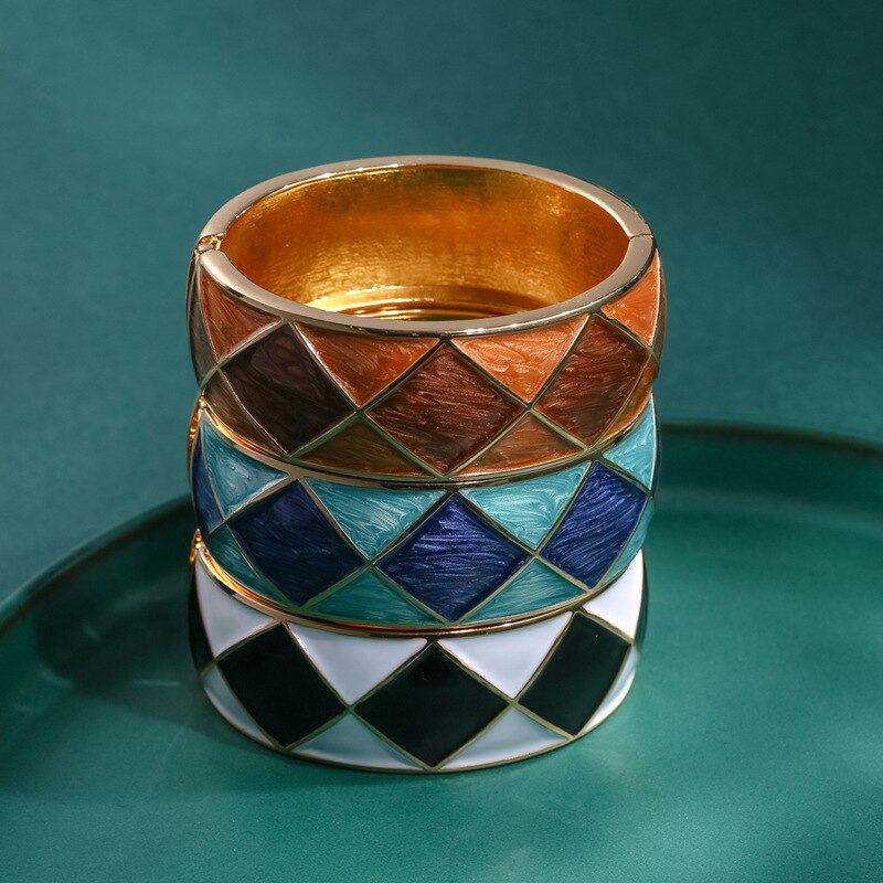 Braccialetti del polsino del braccialetto del braccio del modello quadrato della goccia di olio larga per i braccialetti dei gioielli delle donne Pulseira