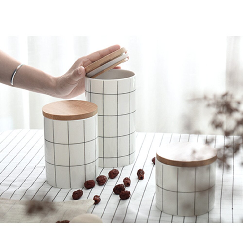 Nordic round heat-resistant ceramic sealed tank large storage tank storage tank three-piece cover storage suit storage bottle