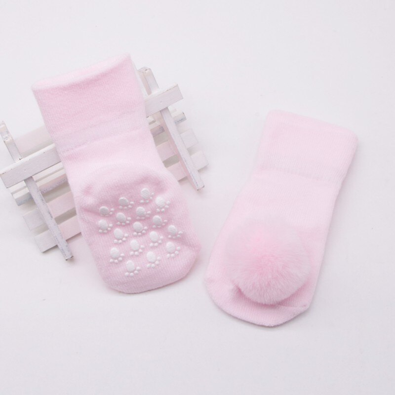 -né filles Hairball chaussettes solides porte infantile doux coton anti-dérapant bébé chaussettes de sol 0-18M