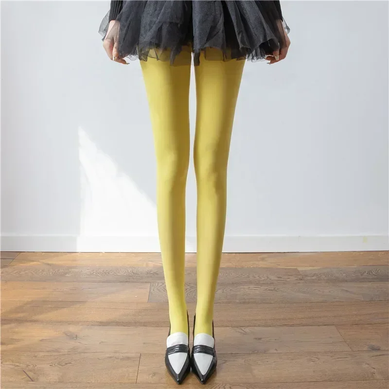 Trendix-medias rojas nuevas para mujer, pantimedias de encaje transparentes súper elásticas, medias sexis ajustadas y elegantes color Burdeos para invierno: Verde militar