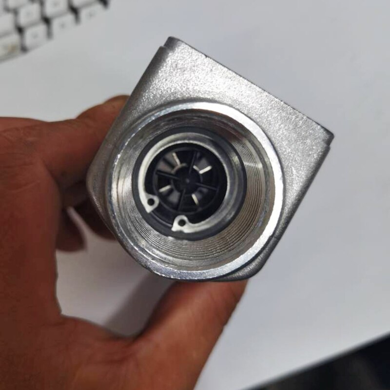 Turbine Flow Meter Module Digital Display Flowmeter Body with 1-Inch Inlet/Outlet Gas Oil Fuel Flowmeter Metal Parts