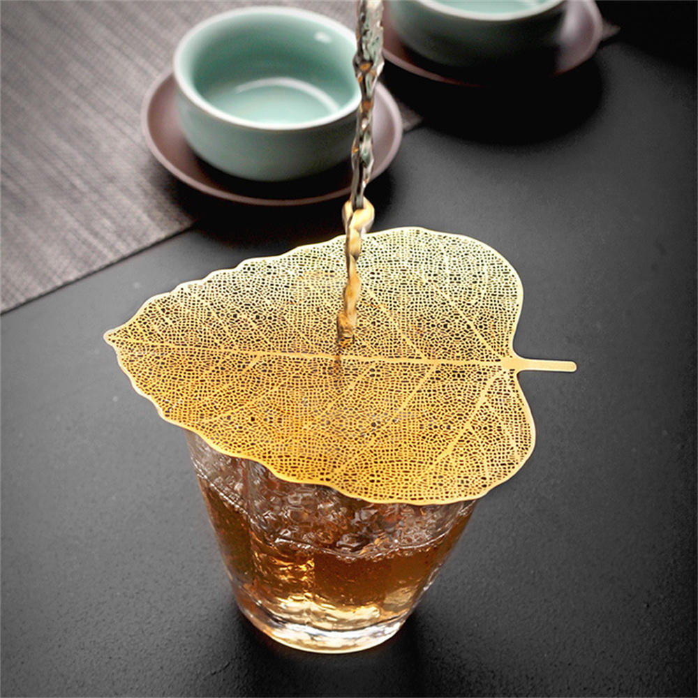 Useful Heart Shape Stainless Steel Tea Leaf Herbal Filter Infuser Spoon Strainer Seasoning Strainer Teapot Gadgets Kitchen Tools: gold