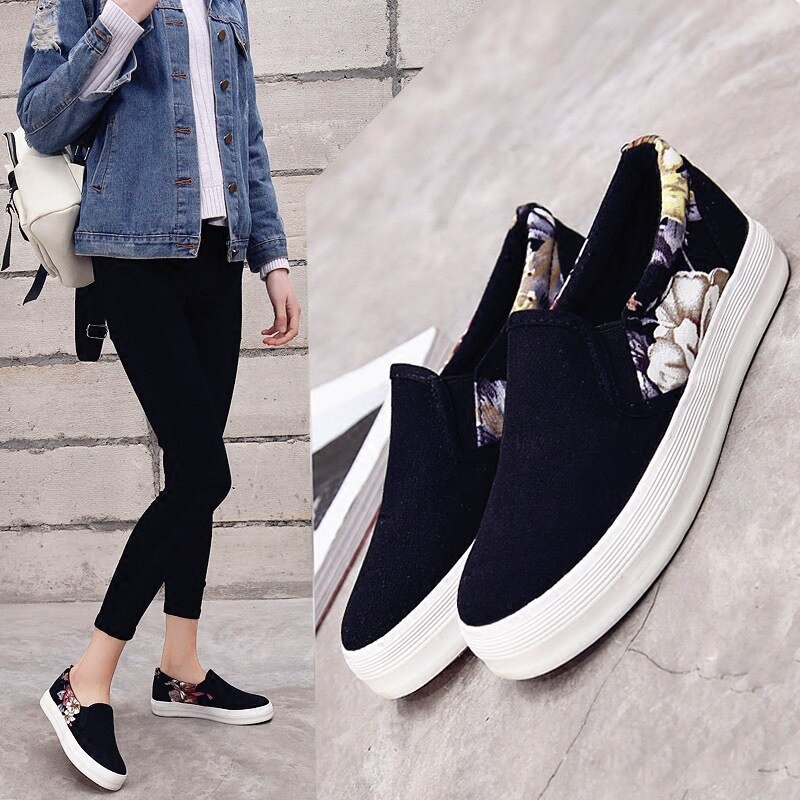 Mocassins Next Pour Femme, Taille 41 EU, En Cuir Noir - Style Décontracté Avec Pompon, Parfait état