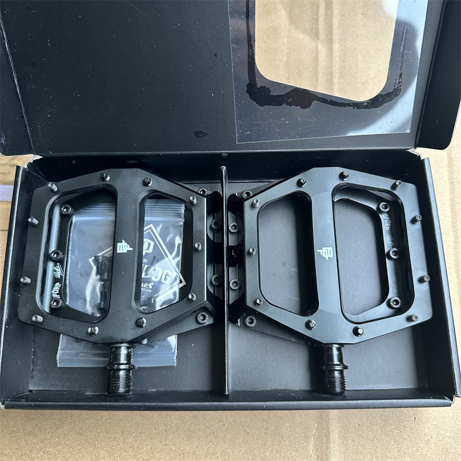 Pedales VAULT, pedal de bicicleta de montaña, rodamiento de aluminio, componentes de pedales de plataforma ancha, piezas de Pedal MTB BMX, accesorios de ciclismo: Negro