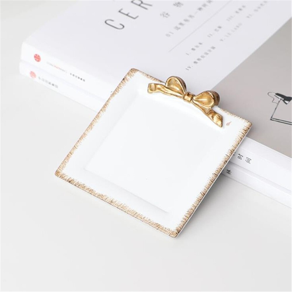 Kreative Harz Platte SchöNe retro Gold Überzogene Bogen-knoten aufbringen Nachtisch Obst Kuchen Platten Lagerung Tabletts Hause Dekoration 1Stck