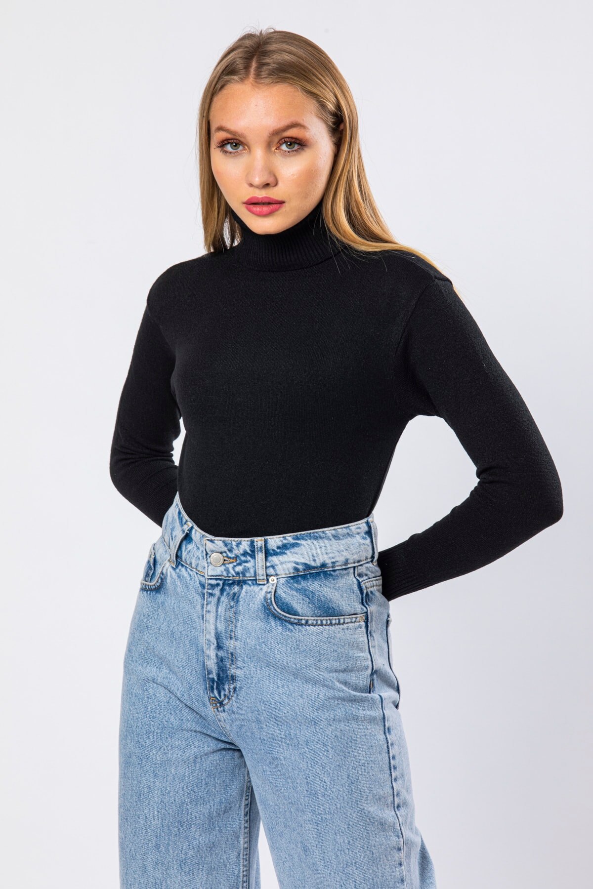 Women's Black Long Sleeve Turtlenecks Knitwear Sweater