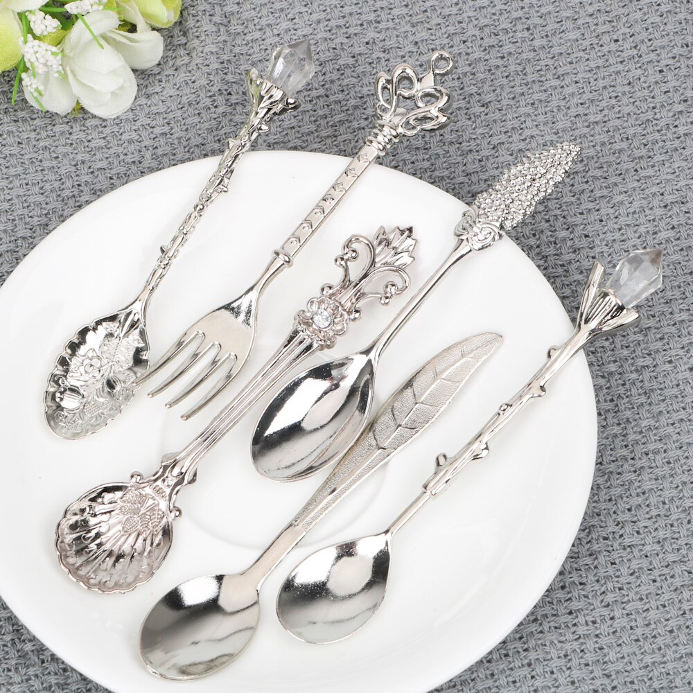 HOOMIN 6 unids/set estilo real clásico cuchara y tenedor de té de café de postre de leche de fruta flor tallada de la cuchara conjuntos